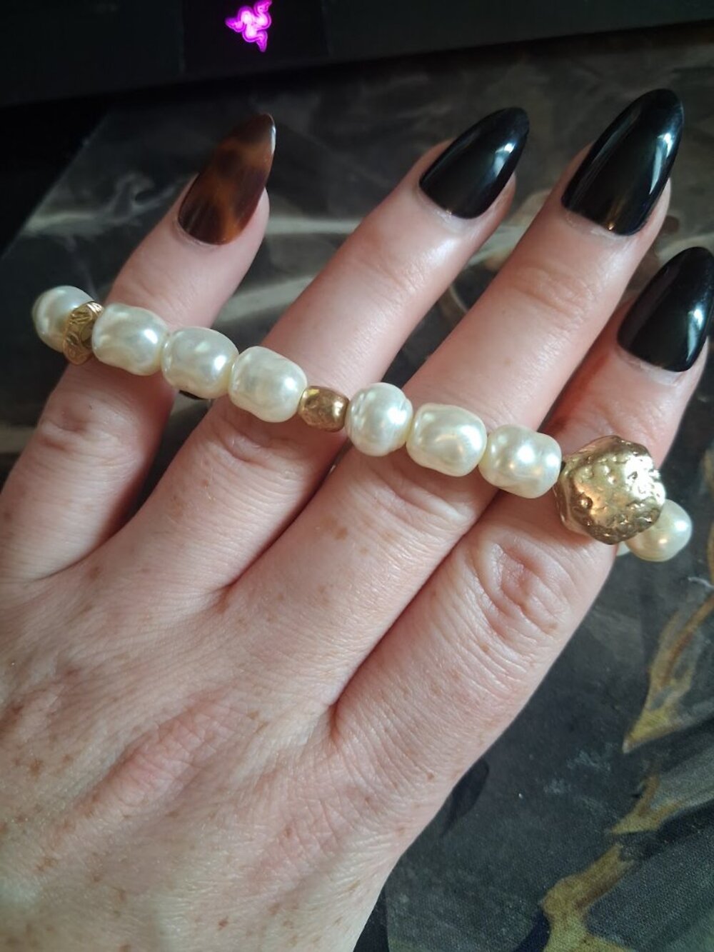 Beaded bracelet - Picture 3 of 3